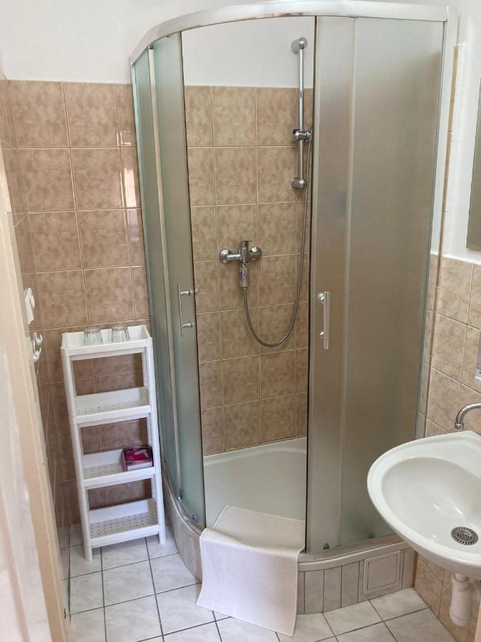 Apartmany U Kubiku Hradec Králové Exterior foto